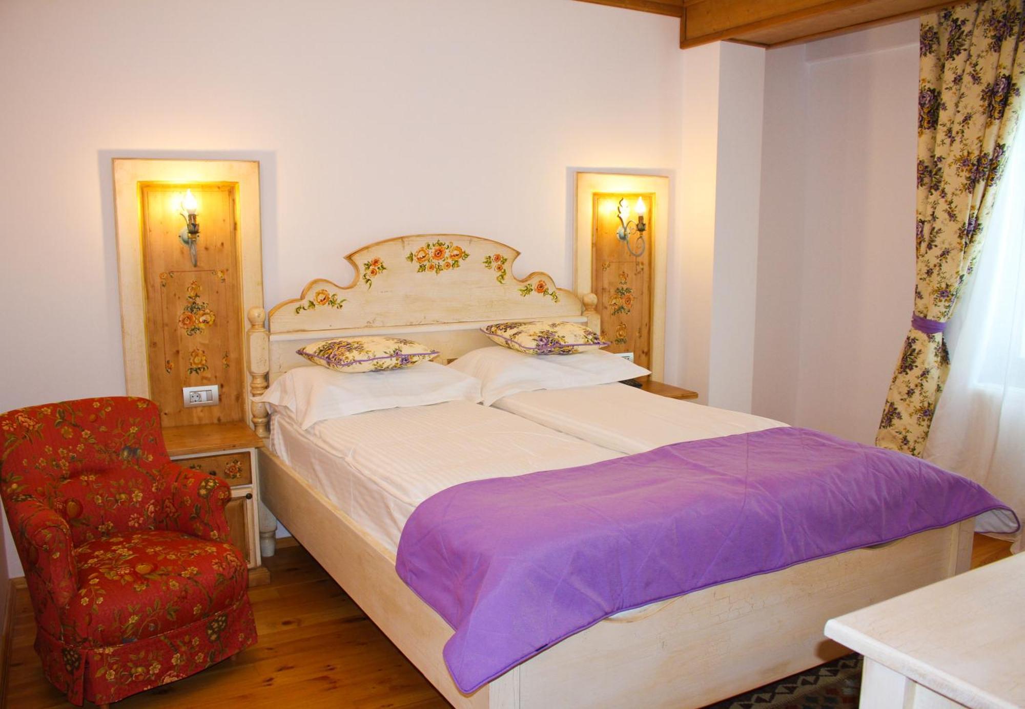 Casa Comana Boutique Hotel Bucharest Exterior photo